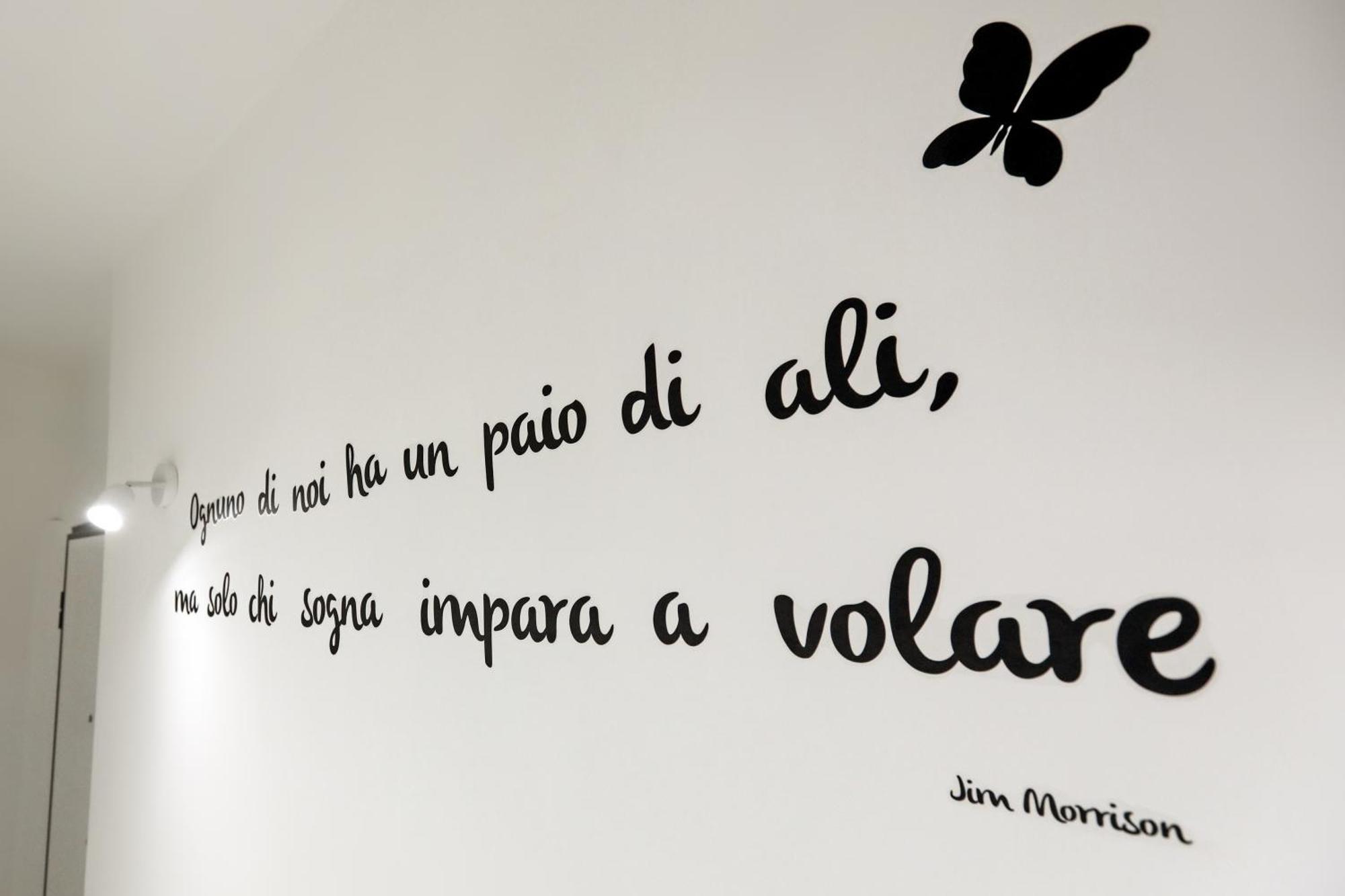 You And Me Napoli Eksteriør billede